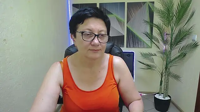 EmilyL0ve's Live XXX Chat