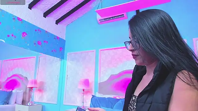 دردشة SamyySwet الجنسية المباشرة