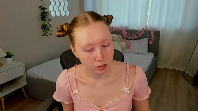 LiliTinyn Live XXX chat