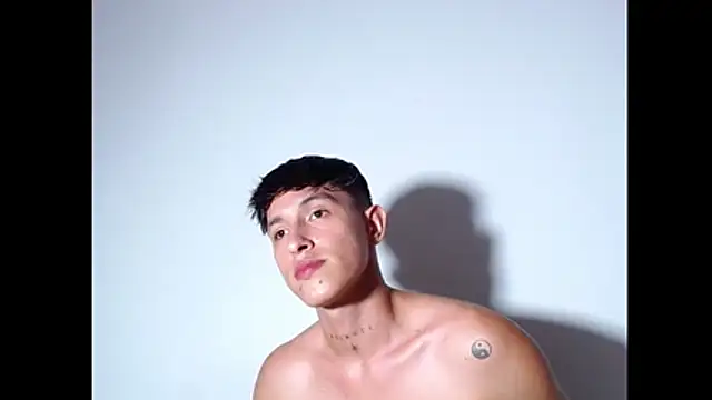Онлайн чат XXX rowanbig