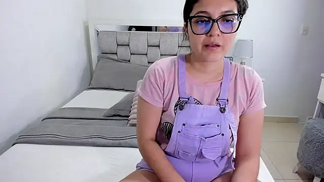 Chat XXX en directo de Camilaa_bueno