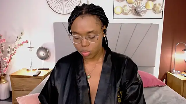 Makena_gh Chat XXX in diretta