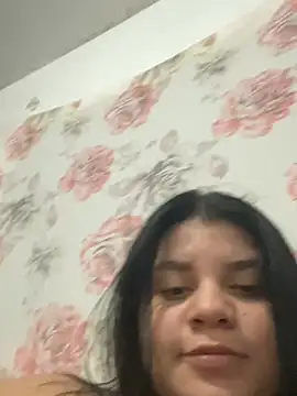 badgalbitch3's Live Chat Room