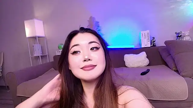 yummy_yuna's Live XXX Chat