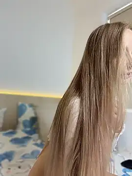 צ'אט XXX בשידור חי של AnnyShore