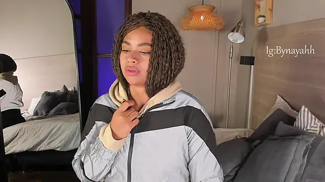nayah__'s Live XXX Chat