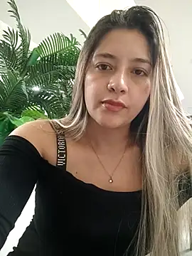 Chat +18 de alana_69 ao vivo