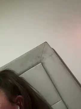 sexyBrunettex1n Webbikameraesitys