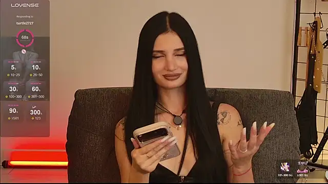 lettheskyfallx's Live XXX Chat