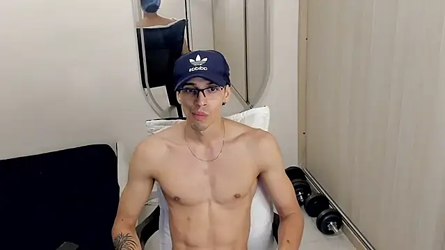 Mheysam_Youngerx Webcam-Show