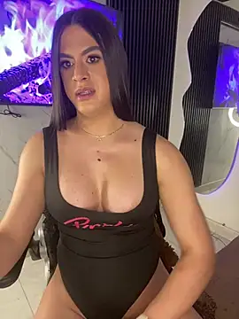 Chat XXX en directo de Naughtysofiaa