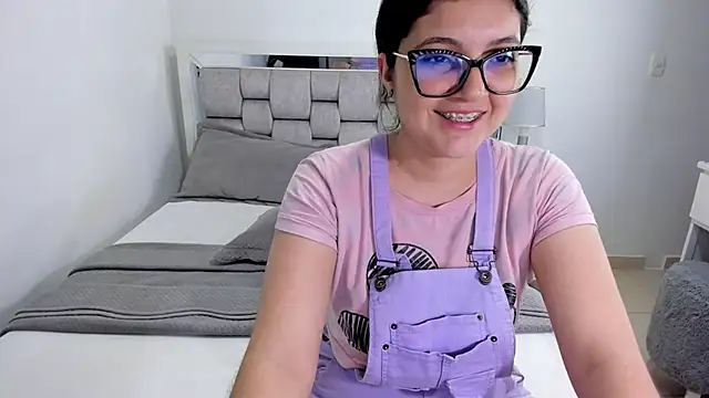 Camilaa_buenoのライブXXXチャット