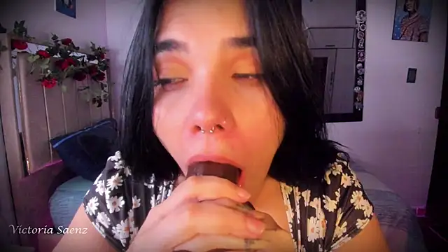 victoriaasaenz_ – Live XXX-chat