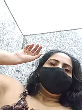 Chat +18 de SashaPatel ao vivo