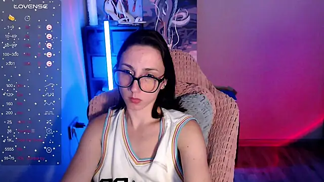 JaneRoger Adlı Modelin Canlı XXX Sohbeti