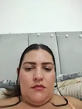 Chat XXX en directo de Mia_Hampton