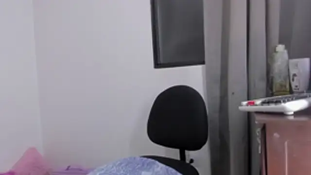 Emma_lean Adlı Modelin Canlı XXX Sohbeti