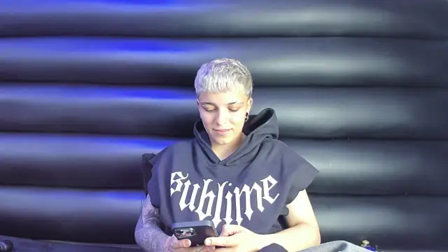Megan_Thompson_ XXX чат на живо