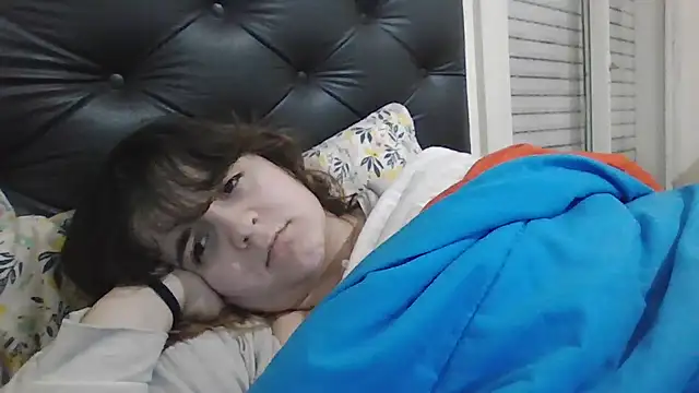 Bombon_ok Adlı Modelin Canlı XXX Sohbeti