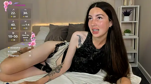XXX chat uživo modela LiraRevery
