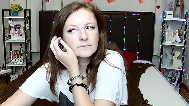 XXX chat uživo modela MeganPirs