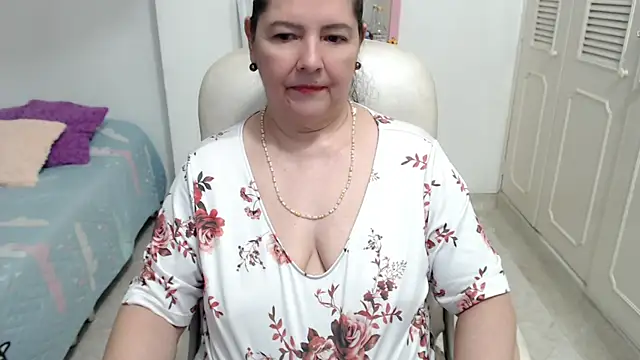 leonela_69 现场XXX聊天
