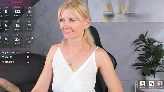 Julie_Lucas Adlı Modelin Canlı XXX Sohbeti