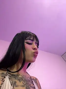-Brittanny Live XXX-Chat