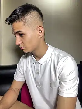 Aaronsexroom Obrolan Langsung XXX