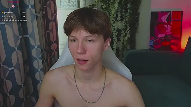 Chat XXX ao vivo de cuMte_boy