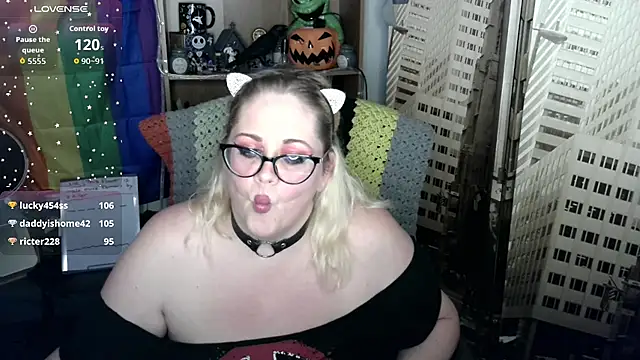 Kinky_Witch live XXX chat