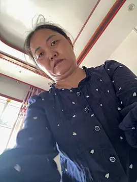 hannzn লাইভ XXX চ্যাট