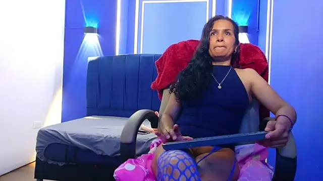 צ'אט XXX בשידור חי של Vanessa_7_