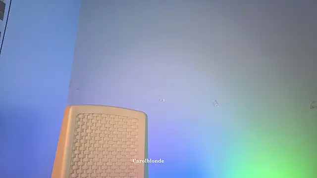 CarolblondeのライブXXXチャット