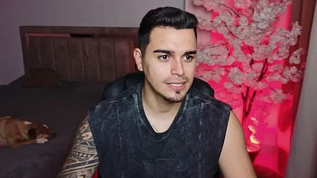 Soy-Albert_ Live XXX-Chat