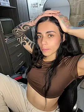 i_am_nina_'s Live XXX Chat