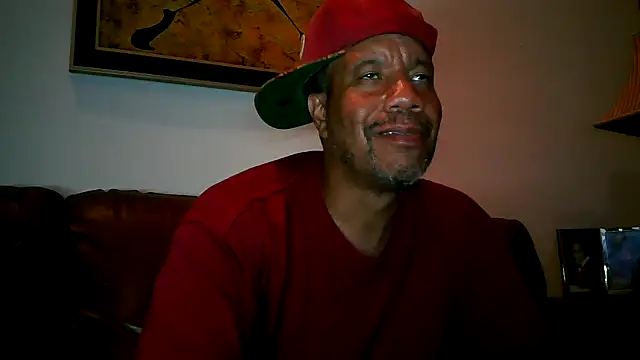 pimpdaddy4ever élő XXX-chatje