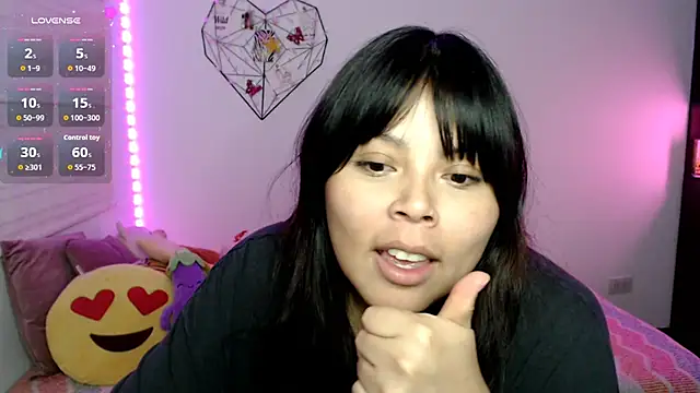 EllieMoonX Chat XXX in diretta