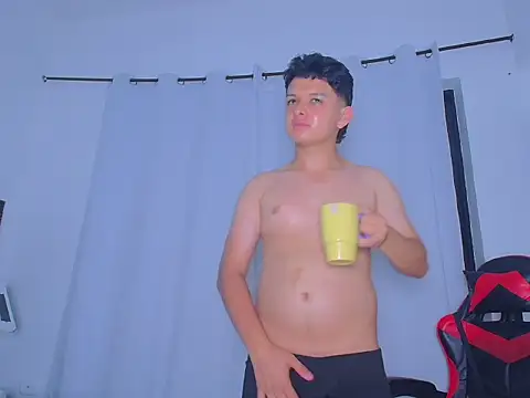 XXX chat uživo modela NathanBroks