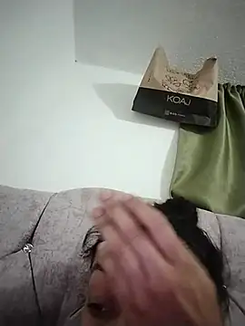 Tiphanydirty3 Adlı Modelin Canlı XXX Sohbeti
