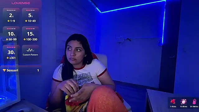 دردشة cloe_small الجنسية المباشرة