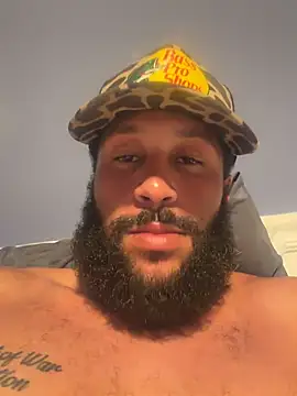 HungStr8Lightskin élő XXX-chatje