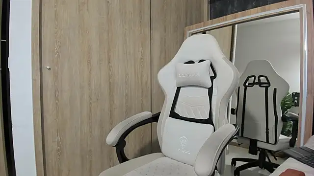 Chat +18 de Thiago_moretti ao vivo