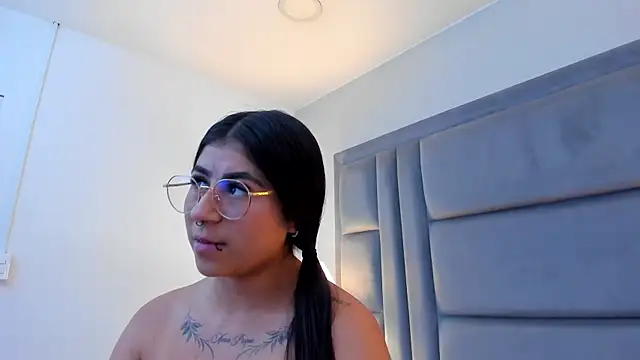 Chat +18 de ScarletJons ao vivo