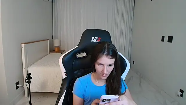 upssnowy's Live XXX Chat