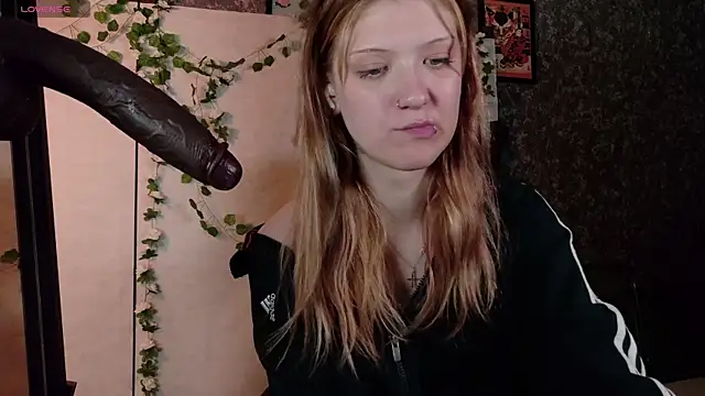 Chat +18 de Lina_Wi ao vivo