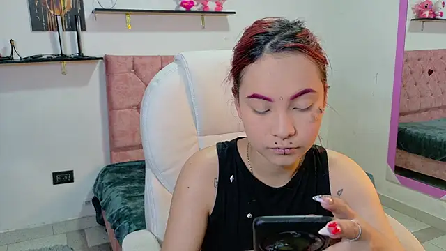Megam_white's Live XXX Chat