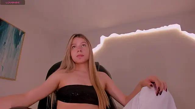 TiffannySins' Live XXX Chat