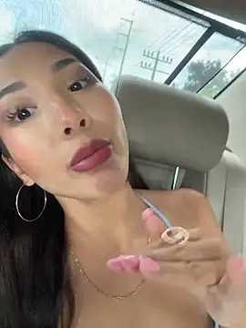 Chat XXX Live lean_lie8