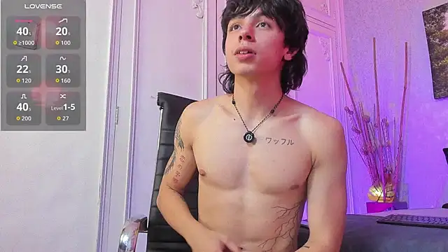 Tyler_durten live XXX chat